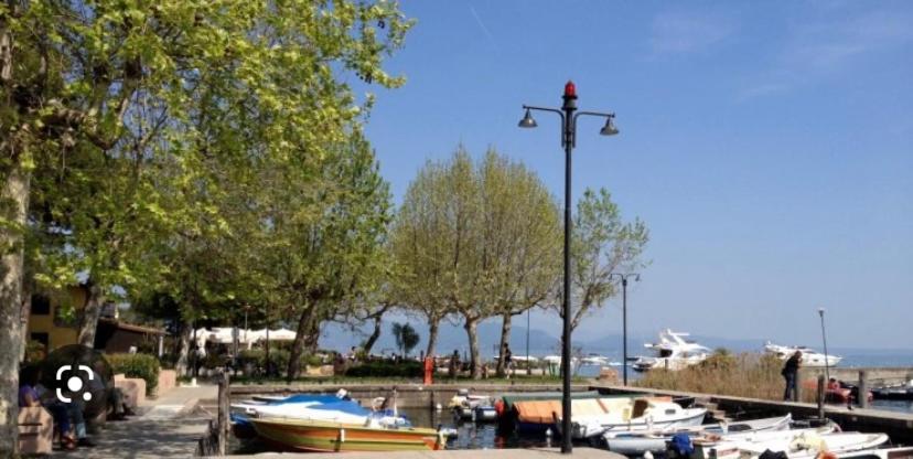 Casa Vacanze Gardiolina San Felice del Benaco Extérieur photo